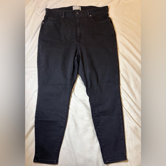 Everlane Denim - Everlane Curvy High-Rise skinny Jean Size 35 Crop